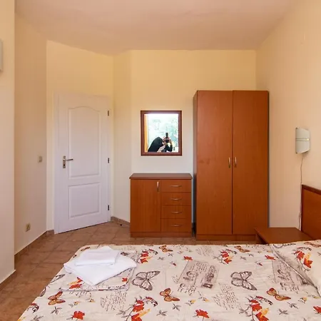 Budget Golden Sands